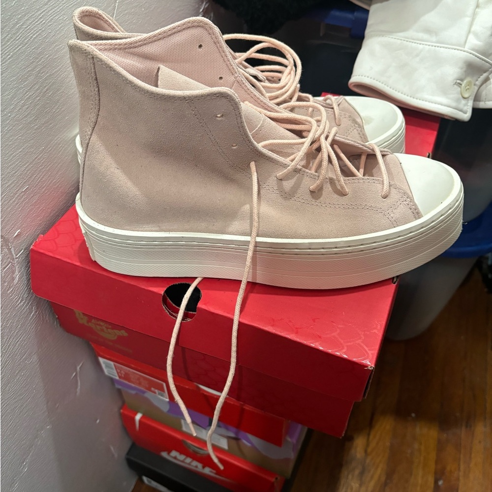 Men's Pink High-Top Sneakers - Picture 2 of 4